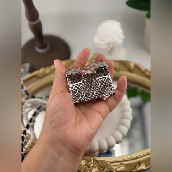 Silver Mini Crossbody Bag with Pearl & Chain Strap ✨ - Picture 14 of 17